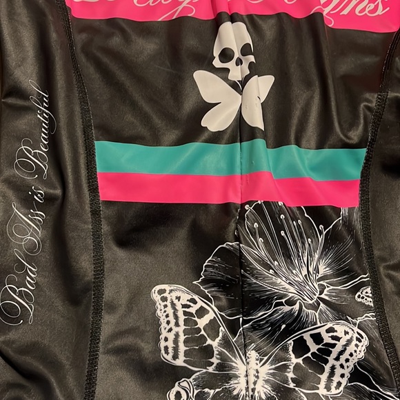 ππ²β’ ππ
π Betty Designs x BADDIE VIBESππ
π - Picture 6 of 16